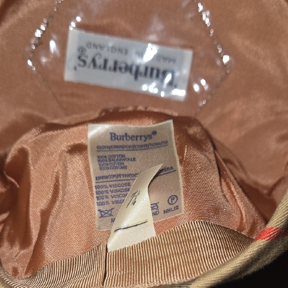Burberry Tan Plaid Newsboy Cap - Picture 3 of 4